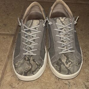 Gray Snake Print Hey Dude